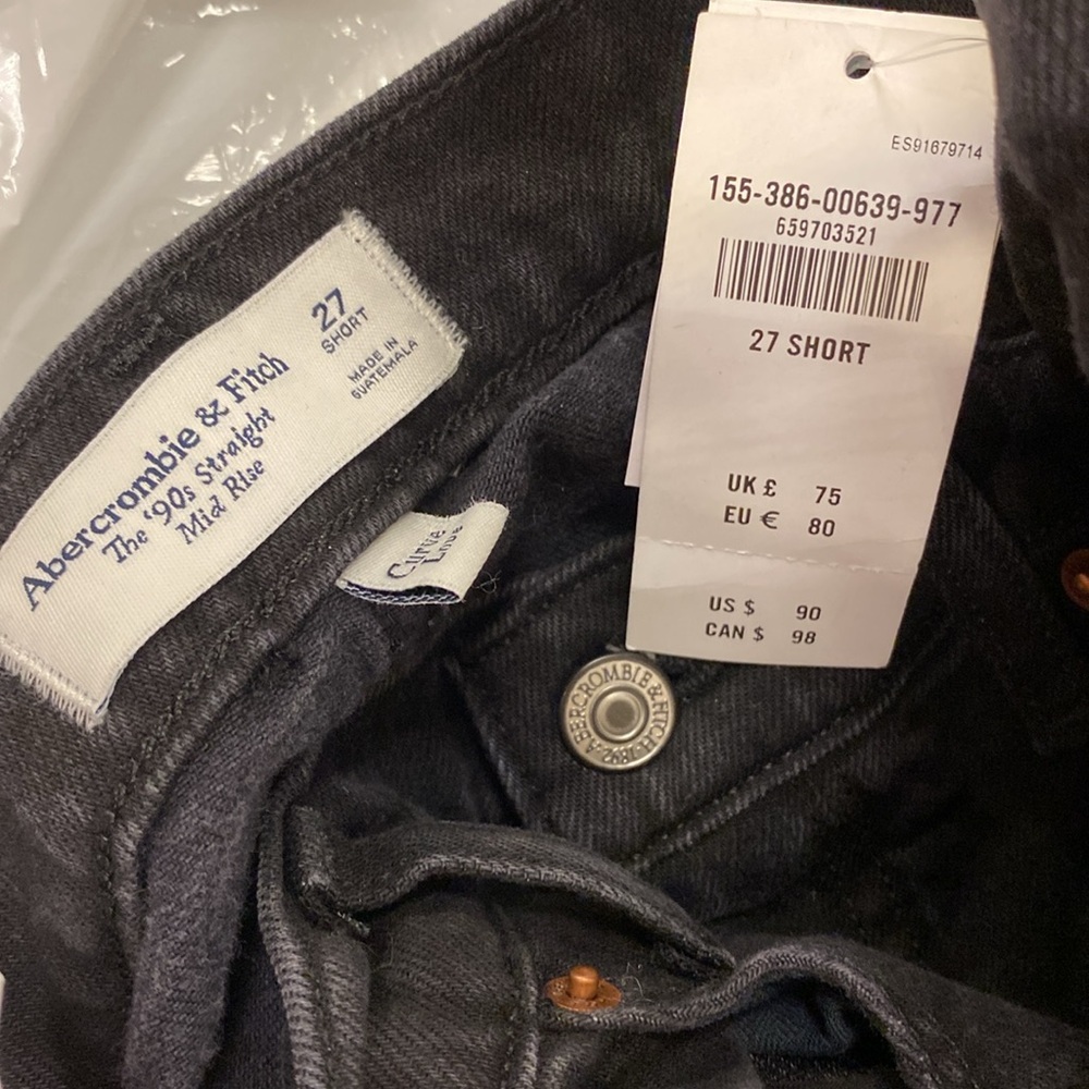 Abercrombie Curve Love Mid Rise 90s Straight Jean - Black - Picture 4 of 4